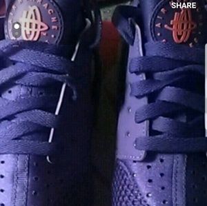 Purple Nike huarache